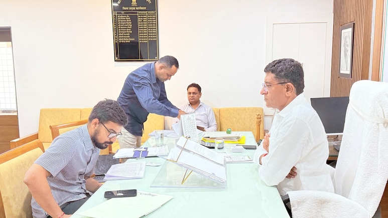 राजस्थान: दीपावली से ठीक पहले थर्ड ग्रेड टीचर्स को बड़ा झटका, 1491 शिक्षकों का स्थाईकरण का टूटा सपना राजस्थान: दीपावली से ठीक पहले थर्ड ग्रेड टीचर्स को बड़ा झटका, 1491 शिक्षकों का स्थाईकरण का टूटा सपना