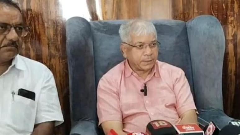 Prakash Ambedkar: 'खावटी' आणि 'टेंडर'साठीच ओला दुष्काळ जाहीर नाही! 'चोर सरकार' म्हणत आंबेडकरांचा गंभीर आरोप