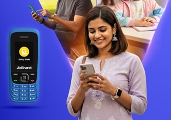 IMC 2025: Jio का JioBharat सेफ्टी फर्स्ट फोन हुआ पेश, जानें खासियतें