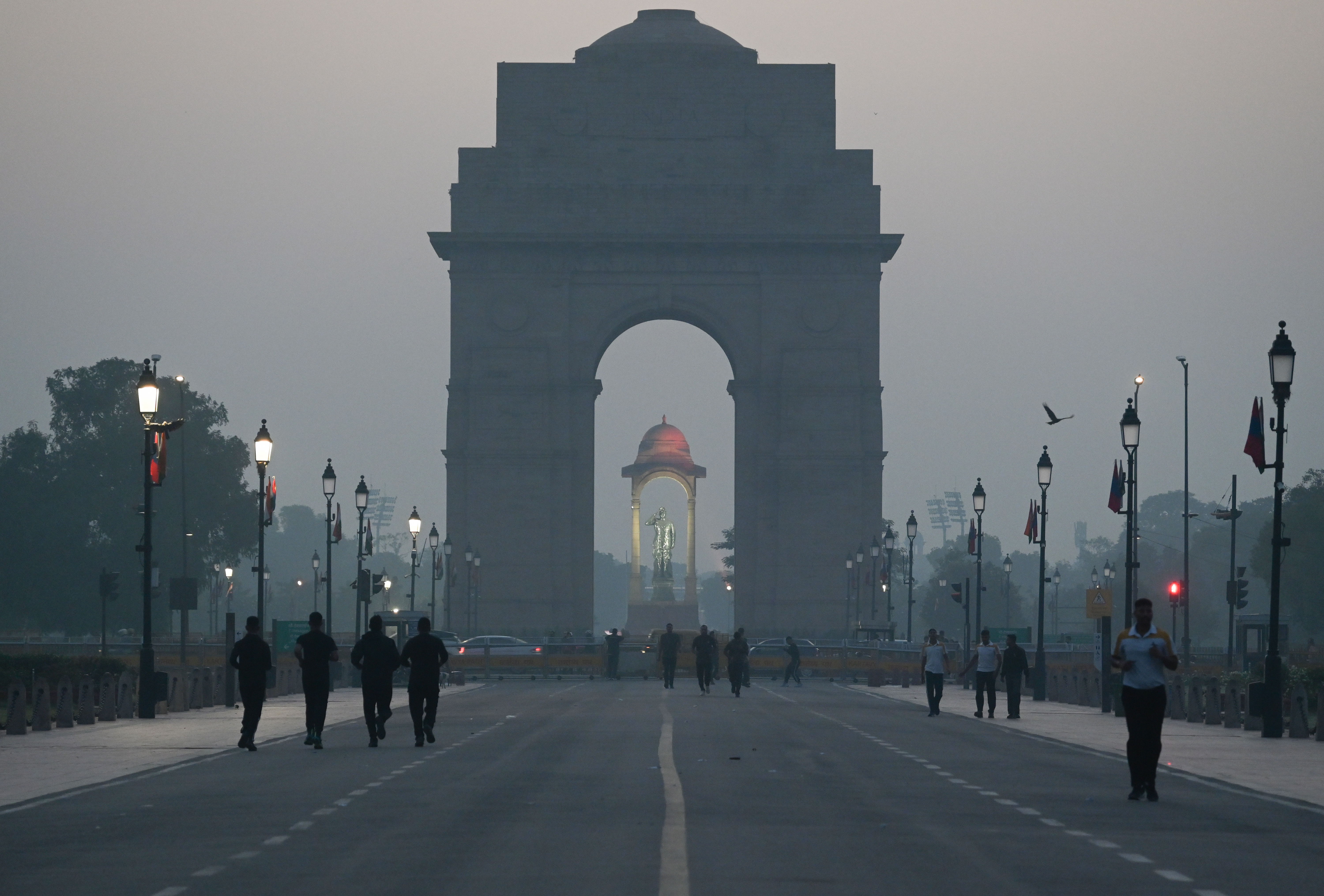 सावधान दिल्ली! दिवाली से पहले ही डराने लगी हवा, क्या फिर घुटने को मजबूर होंगे लोग?
