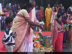 President Droupadi Murmu Participates In Chhath Puja Celebrations