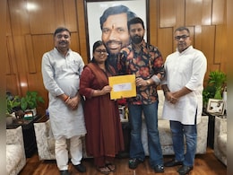 चिराग पासवान की पार्टी की टिकट पर BJP उम्मीदवार, सीट बंटवारे पर BJP की चुप्पी के क्या हैं मायने, पढ़ें इनसाइड स्टोरी चिराग पासवान की पार्टी की टिकट पर BJP उम्मीदवार, सीट बंटवारे पर BJP की चुप्पी के क्या हैं मायने, पढ़ें इनसाइड स्टोरी