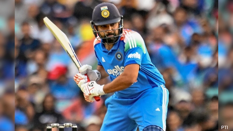 Aus vs Ind 3rd ODI: रोहित ने 33वें शतक से की सचिन के स्पेशल रिकॉर्ड की बराबरी, अब विराट के साथ छिड़ गई रेस Aus vs Ind 3rd ODI: रोहित ने 33वें शतक से की सचिन के स्पेशल रिकॉर्ड की बराबरी, अब विराट के साथ छिड़ गई रेस