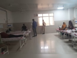 गे ने पार्टनर की मासूम बेटी से किया रेप तो पिता ने काट दिया गे-पार्टनर का प्राइवेट पार्ट  गे ने पार्टनर की मासूम बेटी से किया रेप तो पिता ने काट दिया गे-पार्टनर का प्राइवेट पार्ट