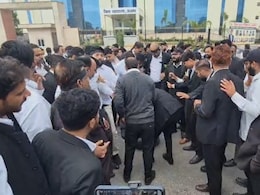 अजमेर में नए कोर्ट भवन पर क्यों उठा विवाद? वकीलों ने आंदोलन की दी चेतावनी अजमेर में नए कोर्ट भवन पर क्यों उठा विवाद? वकीलों ने आंदोलन की दी चेतावनी