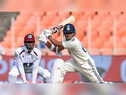 IND vs WI. 1st Test: टूटा रोहित शर्मा का महारिकॉर्ड, यशस्वी जायसवाल ने रचा इतिहास, विश्व क्रिकेट चौंका IND vs WI. 1st Test: टूटा रोहित शर्मा का महारिकॉर्ड, यशस्वी जायसवाल ने रचा इतिहास, विश्व क्रिकेट चौंका