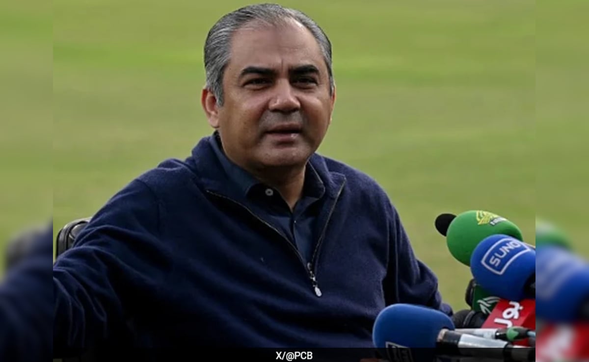 Mohsin Naqvi Meets Touring Sri Lanka Team After Suicide Bombing In Islamabad