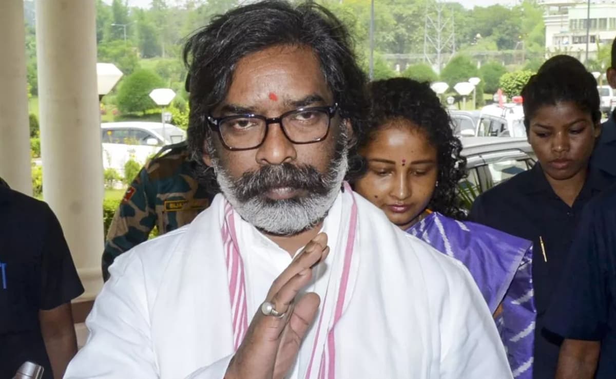 असम में झारखंड मुक्ति मोर्चा को नहीं मिला कांग्रेस का साथ, 19 सीटों पर हेमंत सोरेन उतारेंगे उम्मीदवार