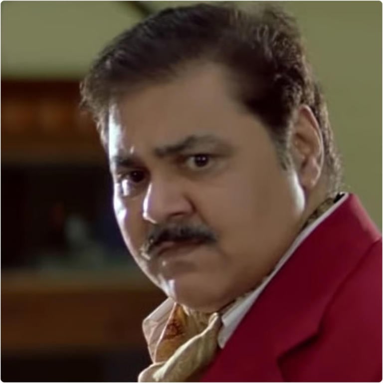 Satish Shah in Main Hoon Na Satish Shah in Main Hoon Na