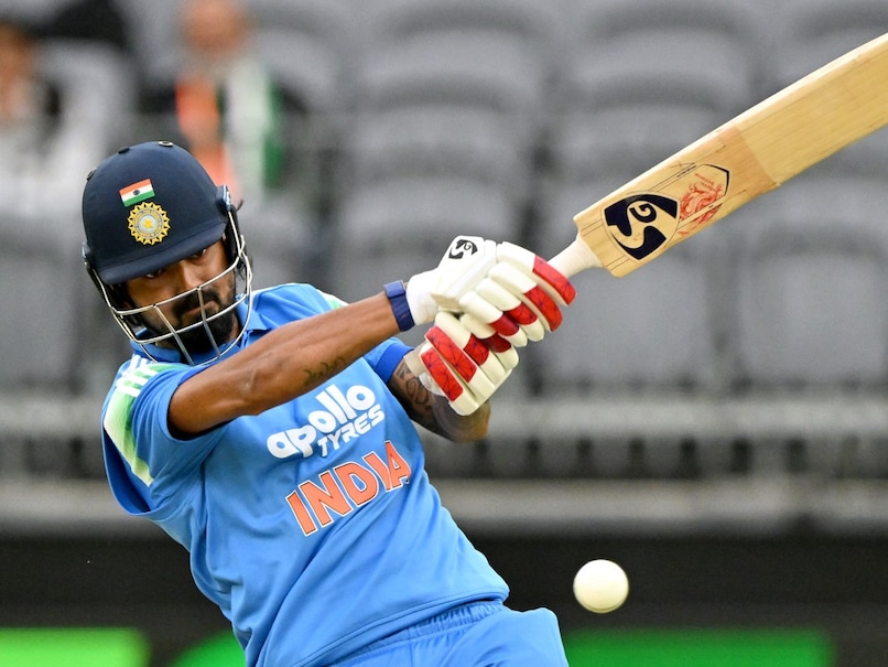 IND vs AUS Live Score, 1st ODI: India Commit Hara-Kiri, Lose 3 Wickets In 6 Balls Amid Late Charge