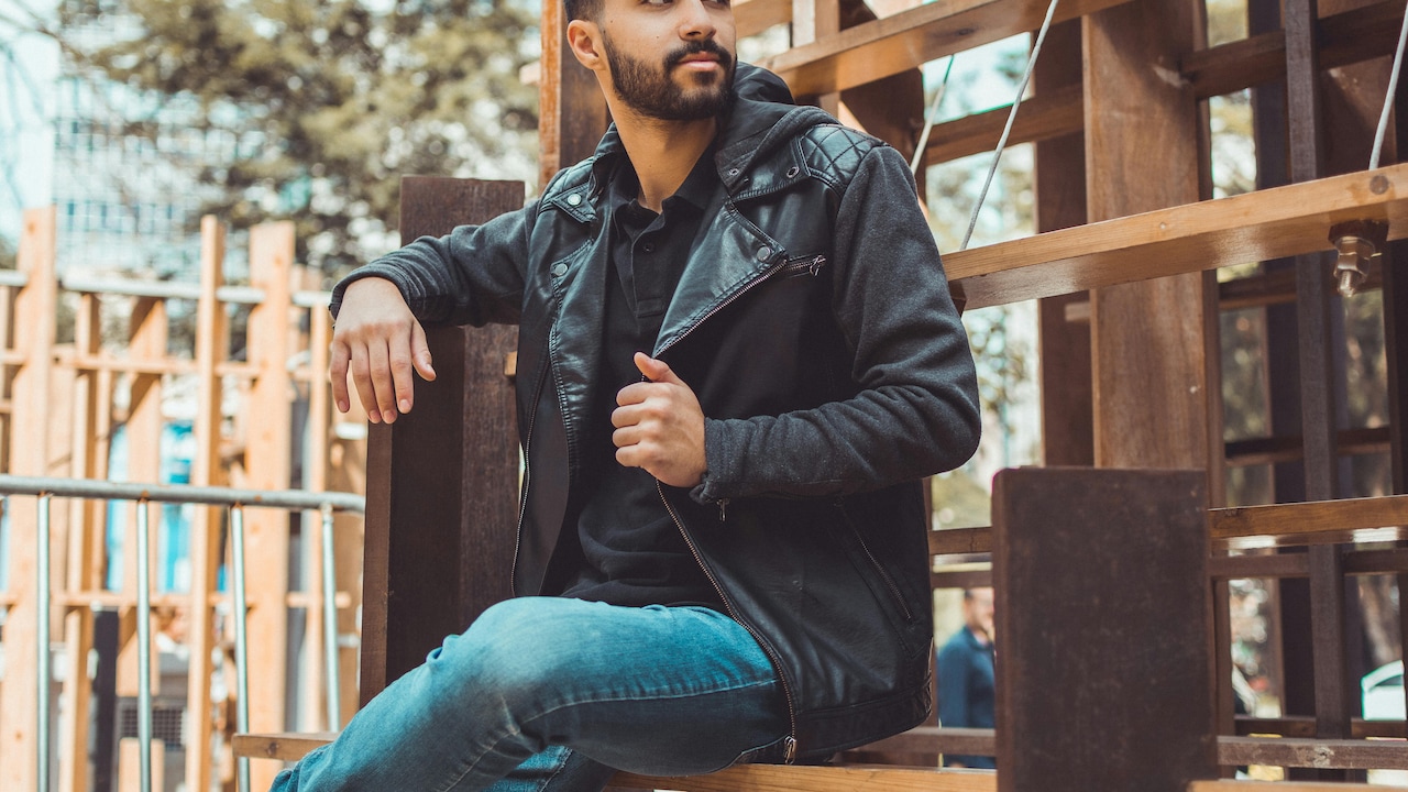 Decide the right insulation type to stay warm in your local weather;