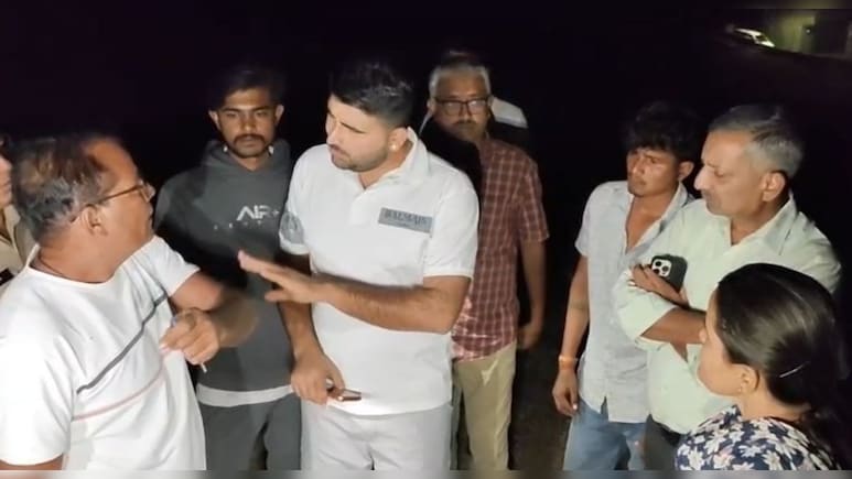 कालबेलिया समुदाय को अंतिम संस्कार के लिए भी दो गज जमीन नहीं, प्रशासन ने रात में कराया दफन कालबेलिया समुदाय को अंतिम संस्कार के लिए भी दो गज जमीन नहीं, प्रशासन ने रात में कराया दफन
