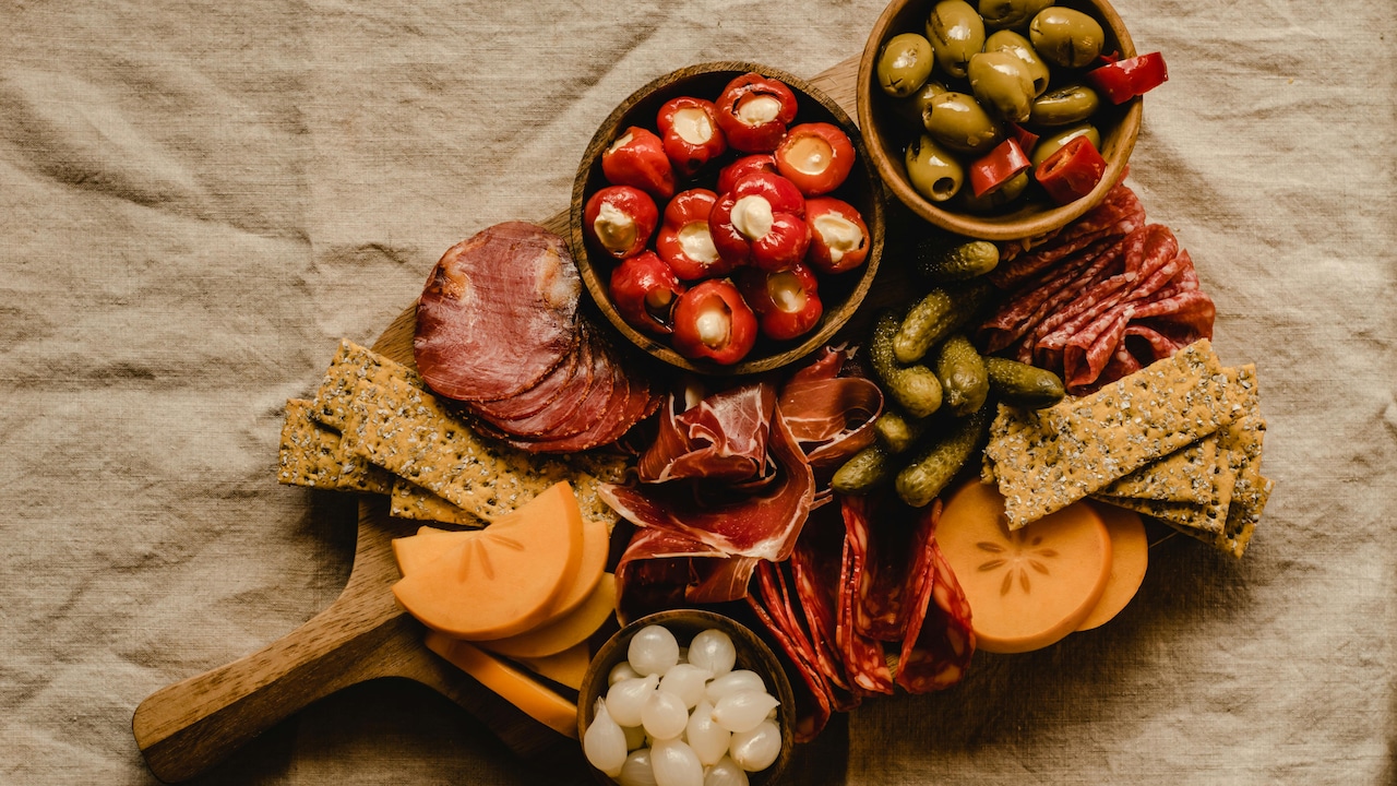Which dry fruits should you choose for Diwali gifting this year
