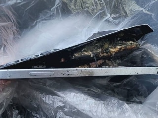 Smartphone Blast: हाथ में फट गया Samsung का ये नया फ्लैगशिप फोन! फिर उठे सेफ्टी पर सवाल