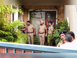 हरियाणा के वरिष्ठ IPS आधिकारी वाईएस पूरन ने किया सुसाइड, जांच में जुटी पुलिस हरियाणा के वरिष्ठ IPS आधिकारी वाईएस पूरन ने किया सुसाइड, जांच में जुटी पुलिस