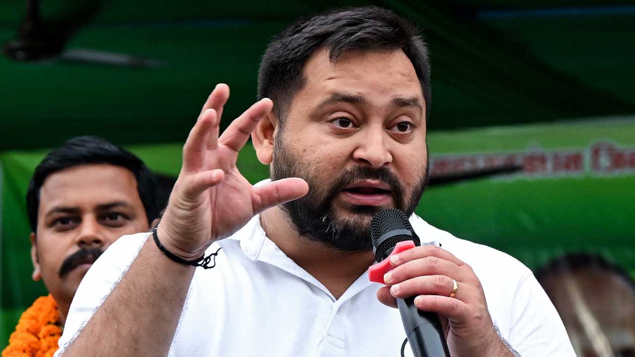 After NDA Releases Its 'Sankalp Patra', Tejashwi Yadav Says, "They Copy Everything"