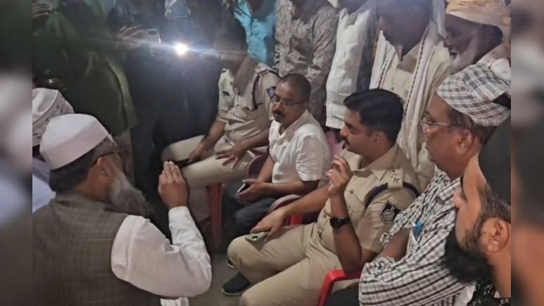 क्षत विक्षत हालत में मिला लापता पशु व्यापारी का शव, आक्रोशित परिजन ने किया चक्काजाम