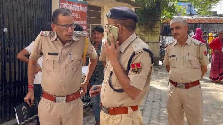 पुलिस नाकाबंदी से बचकर भागते हुए गो-तस्कर की मौत, हरियाणा से राजस्थान तक गौ मांस की बिक्री का करता था काम