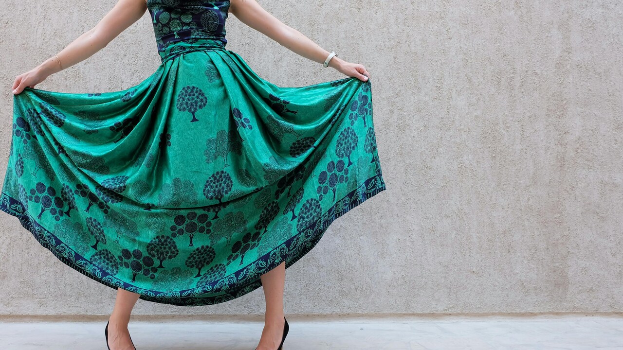 How To Choose The Perfect Summer Dress To Stay Cool And Hide Sweat Marks