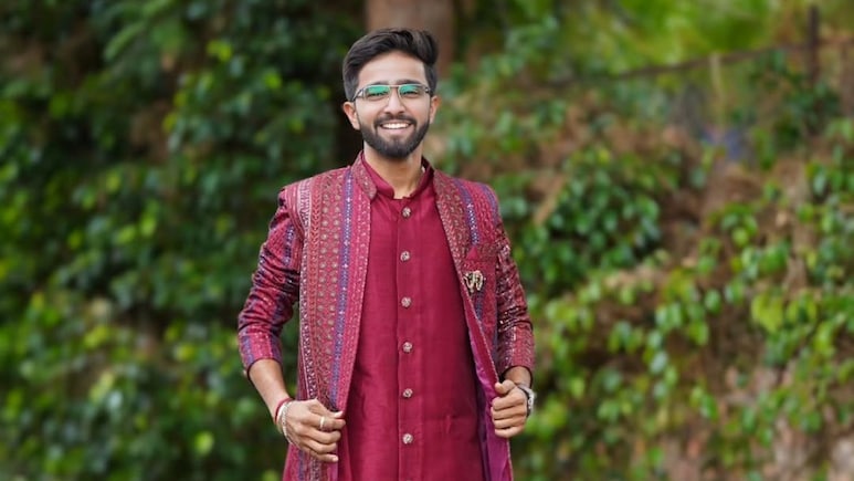 <i>Jamtara 2</i> Actor Sachin Chandwade Dies By Suicide At 25, Found Hanging In Pune Flat <i>Jamtara 2</i> Actor Sachin Chandwade Dies By Suicide At 25, Found Hanging In Pune Flat