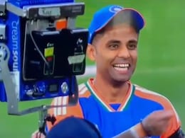 Suryakumar Yadav Does '<i>Aarti</i>' As India Lose Yet Another Toss Against Australia - Video Suryakumar Yadav Does '<i>Aarti</i>' As India Lose Yet Another Toss Against Australia - Video