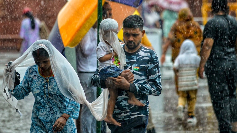 दिल्‍ली में फिर पलटेगा मौसम, IMD के अलर्ट के बाद वैष्णो देवी यात्रा स्थगित, जानें ठंड कब देगी दस्‍तक