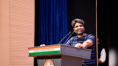 यूथ कांग्रेस के प्रभारी बने मनीष शर्मा जिनमें राहुल गांधी देखते हैं “महात्मा गांधी का डीएनए”