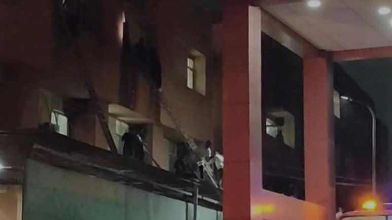 धुआं पूरे फ्लोर पर फैल गया... जयपुर अस्पताल में आग के वो खौफनाक पल, 8 की मौत, 5 की हालत गंभीर