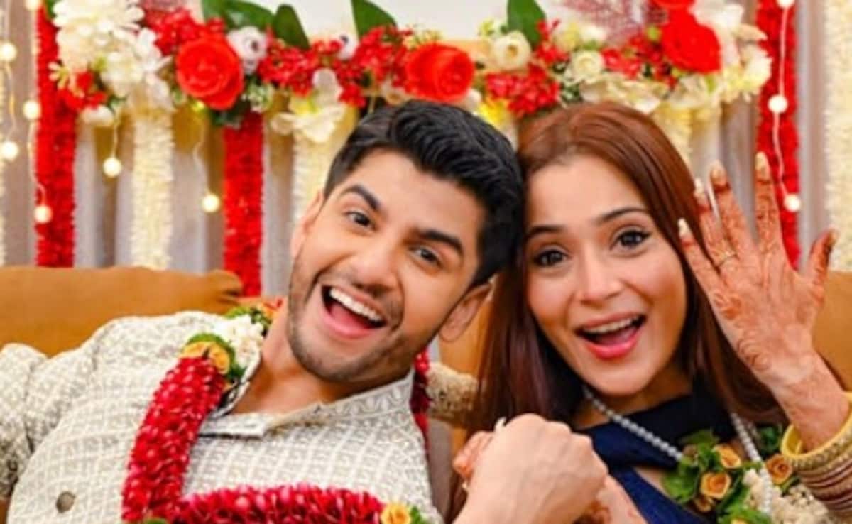 Sara Khan Slams Trolls Criticising Her Interfaith Marriage With Krish Pathak: "Not Asking For Anyone's Approval"