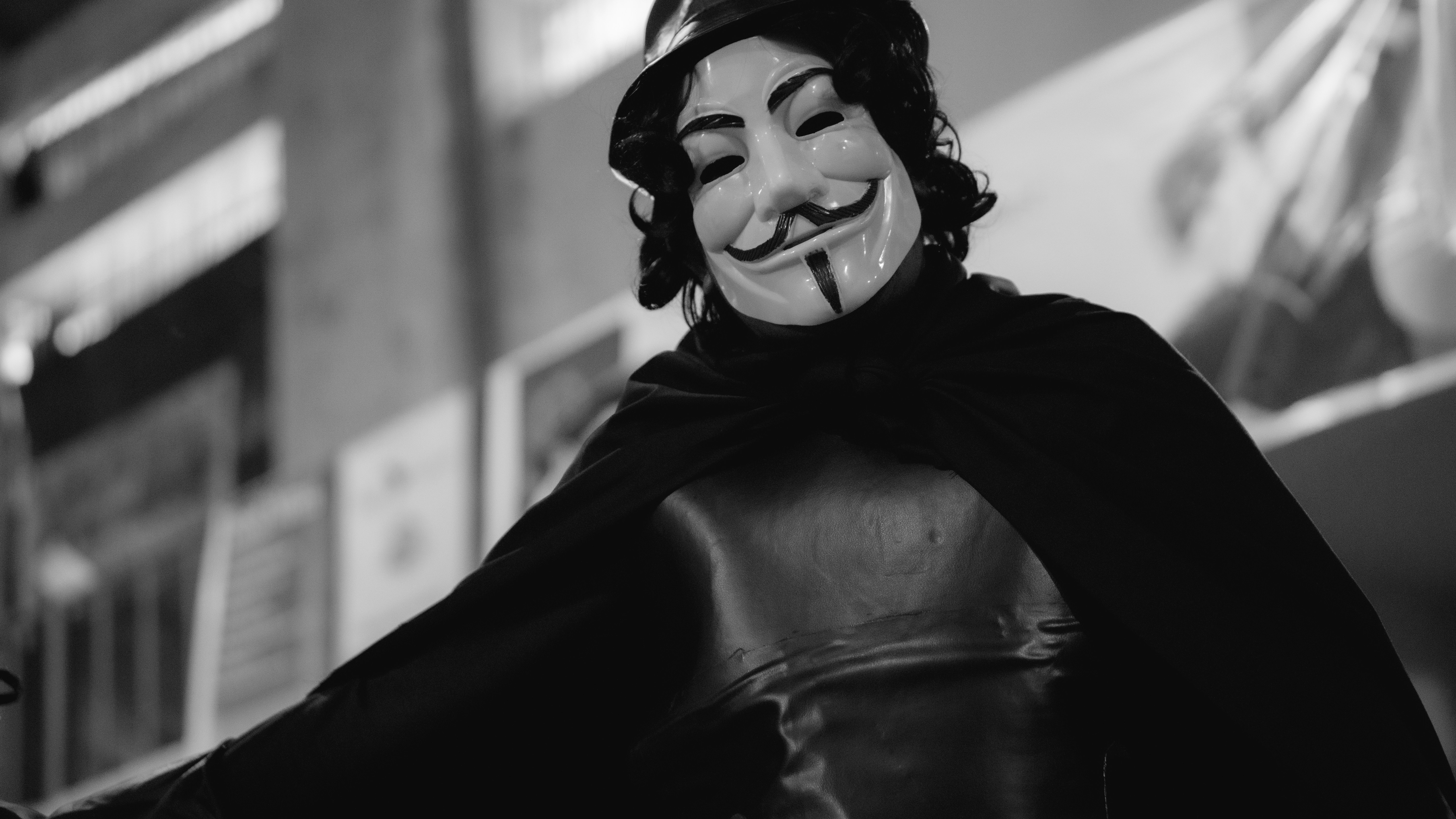 Online Frauds Everyone's Falling For: How To Stay Safe