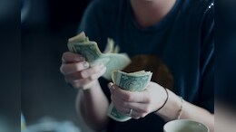 From Splurge To Save: Why No-Spend November Is The Post-Festive Detox You Need