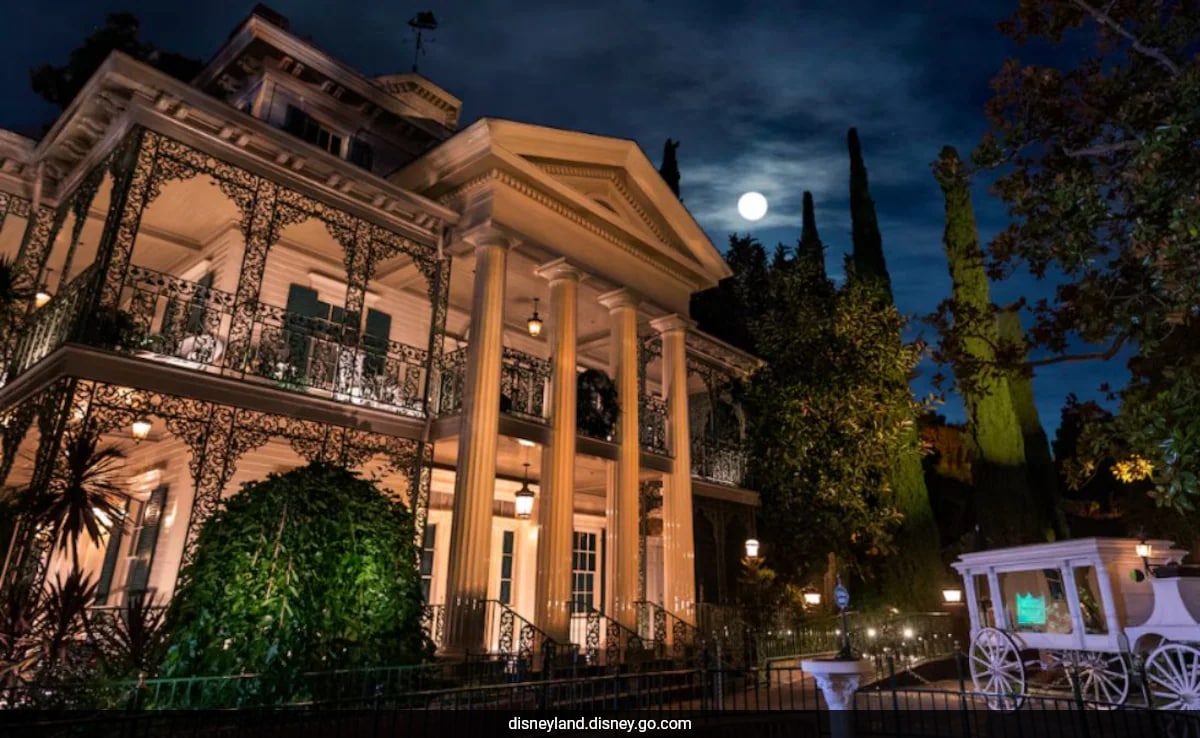 Woman Dies After Medical Emergency On Disneyland's Haunted Mansion Ride
