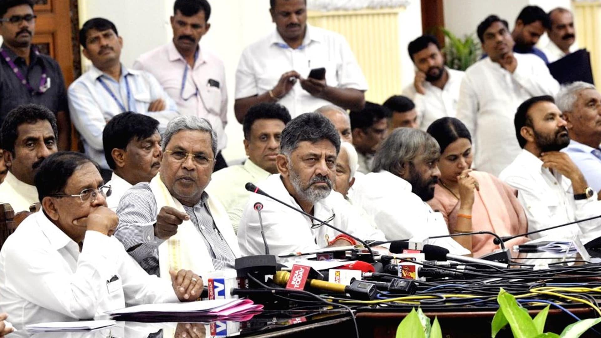 Karnataka Shakti Scheme Bags 2 World Records, Sparks Row