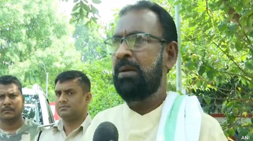 सिर मुंड़ाते ही ओले... रजौली से विधायक प्रकाशवीर ने RJD छोड़ JDU जॉइन की, कोर्ट ने कहा- सरेंडर करो