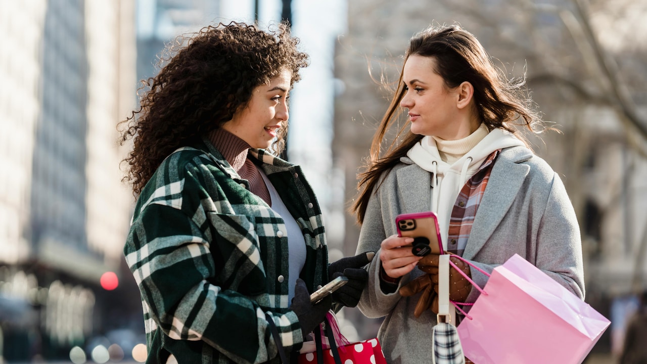How To Dress for Humid Winters: Easy Layering Tricks to Stay Warm