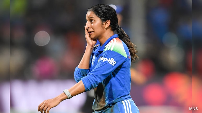 Jemimah Rodrigues: भारत की नायिका...2022 वर्ल्ड कप से हुई ड्रॉप, पहले ही मैच में 0 पर बोल्ड, लेकिन फिर रचा दिया इतिहास Jemimah Rodrigues: भारत की नायिका...2022 वर्ल्ड कप से हुई ड्रॉप, पहले ही मैच में 0 पर बोल्ड, लेकिन फिर रचा दिया इतिहास