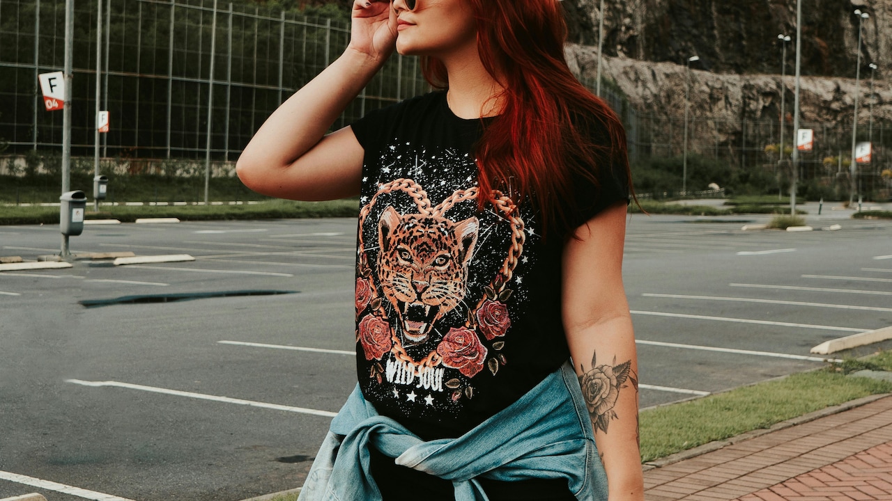 Use a belt to define your waistline Use a belt to define your waistline