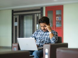 Senior Asks Employee To Work After Shift, Demands Mail Upon Refusal, Post Viral Senior Asks Employee To Work After Shift, Demands Mail Upon Refusal, Post Viral