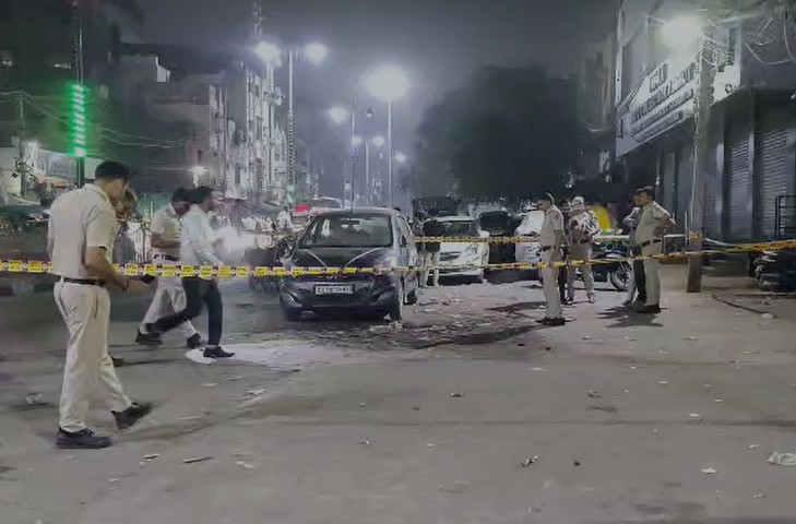 गोलियों की तड़तड़ाहट से थर्राया राजधानी दिल्ली! हत्या और लूट के आरोपी मिस्बाह की 15 गोलियां मारकर हत्या