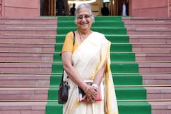 Sudha Murty, Family Refuse To Participate In Karnataka Caste Survey Sudha Murty, Family Refuse To Participate In Karnataka Caste Survey