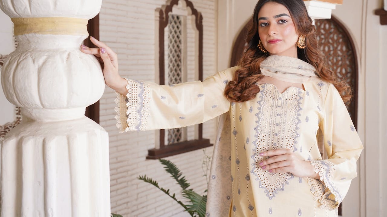 Myntra Diwali Sale 2025 50% Off On Ritu Kumar Womens Ethnic Wear