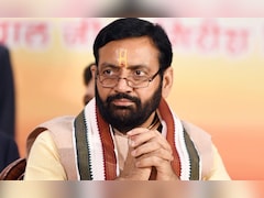Haryana Chief Minister Speaks With Dead Cop's Family, Assures Justice
