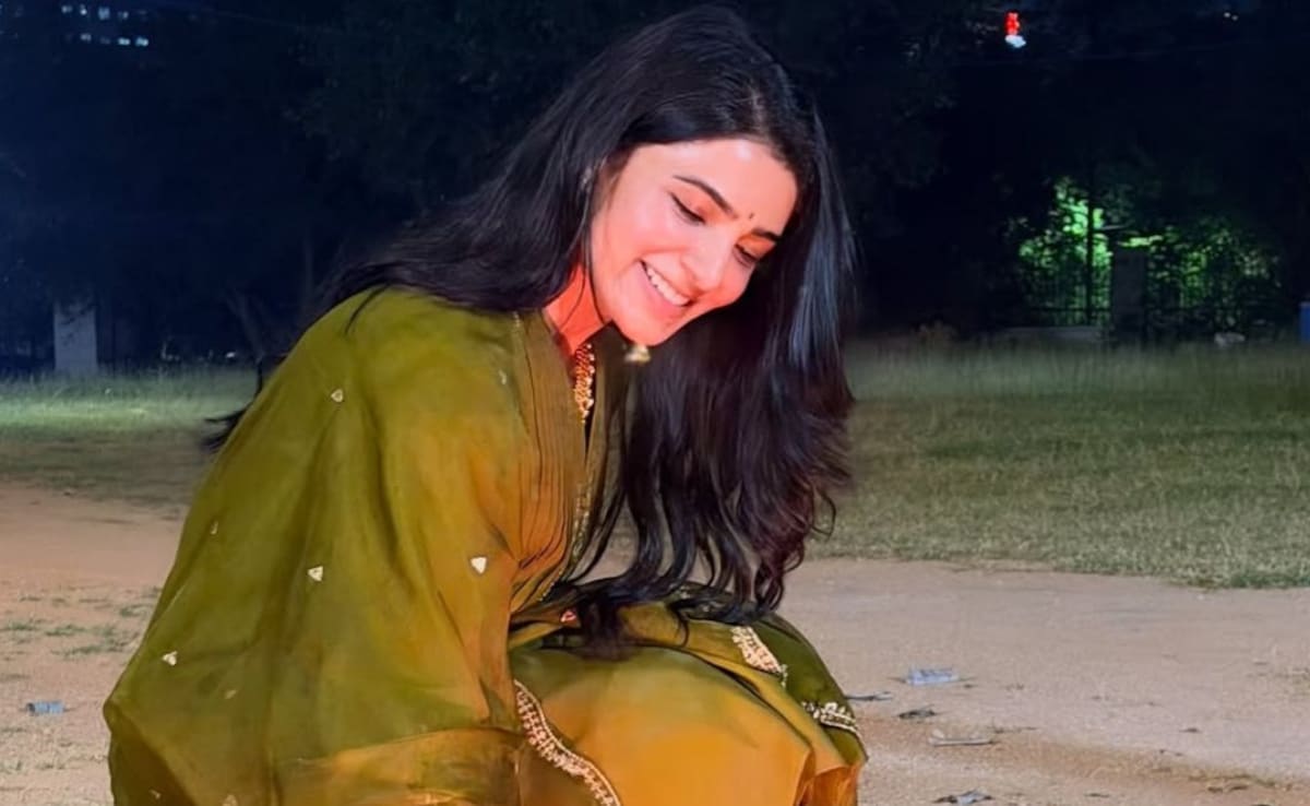 Samantha Ruth Prabhus Diwali outfit was a graceful green suit. Photo: Samantha Ruth Prabhu/ Instagram Samantha Ruth Prabhus Diwali outfit was a graceful green suit. Photo: Samantha Ruth Prabhu/ Instagram