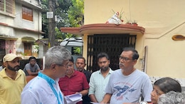 Trinamool, BJP Outreach Amid 'Panic Suicides' Over Bengal Voter List Revision
