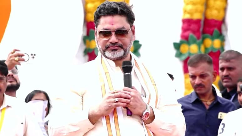 Dhananjay Munde Speech: "मी मंत्री नाही, फक्त आमदार असलो तरी...", धनंजय मुंडेंचं शेतकऱ्यांना मोठं आश्वासन