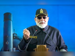 PM मोदी ने इस बार कहां मनाई दिवाली, 11 सालों में सियाचिन, कच्छ, जैसलमेर के बाद इस बार नौसैनिकों के बीच पहुंचे PM मोदी ने इस बार कहां मनाई दिवाली, 11 सालों में सियाचिन, कच्छ, जैसलमेर के बाद इस बार नौसैनिकों के बीच पहुंचे
