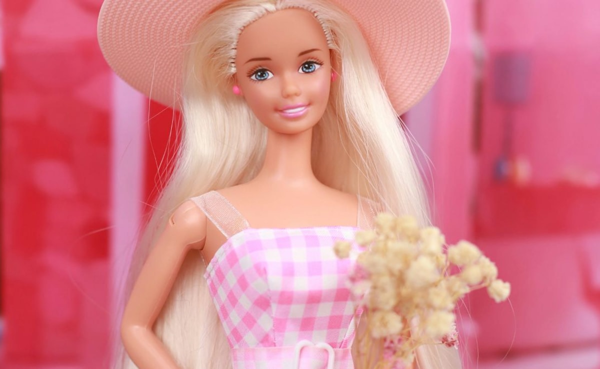 Barbie waist surgeries are inspired by dolls and aim to reduce waistline by more than 3 inches. Photo: Freepik Barbie waist surgeries are inspired by dolls and aim to reduce waistline by more than 3 inches. Photo: Freepik