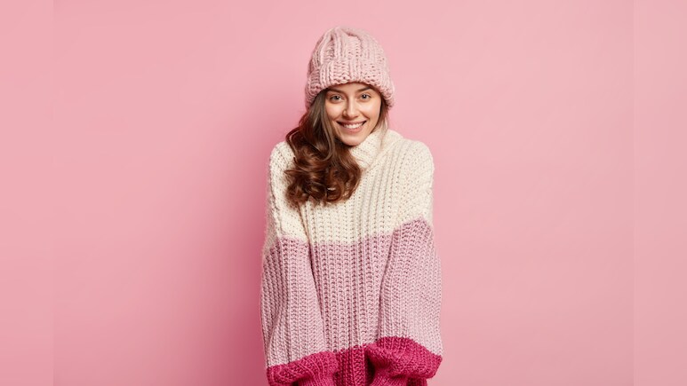 Winter Top under 1000: हल्‍की सर्दी के लिए दमदार हैं Roadster, M&H के ये टॉप, दाम ऐसे की दो कर देंगे ऑर्डर