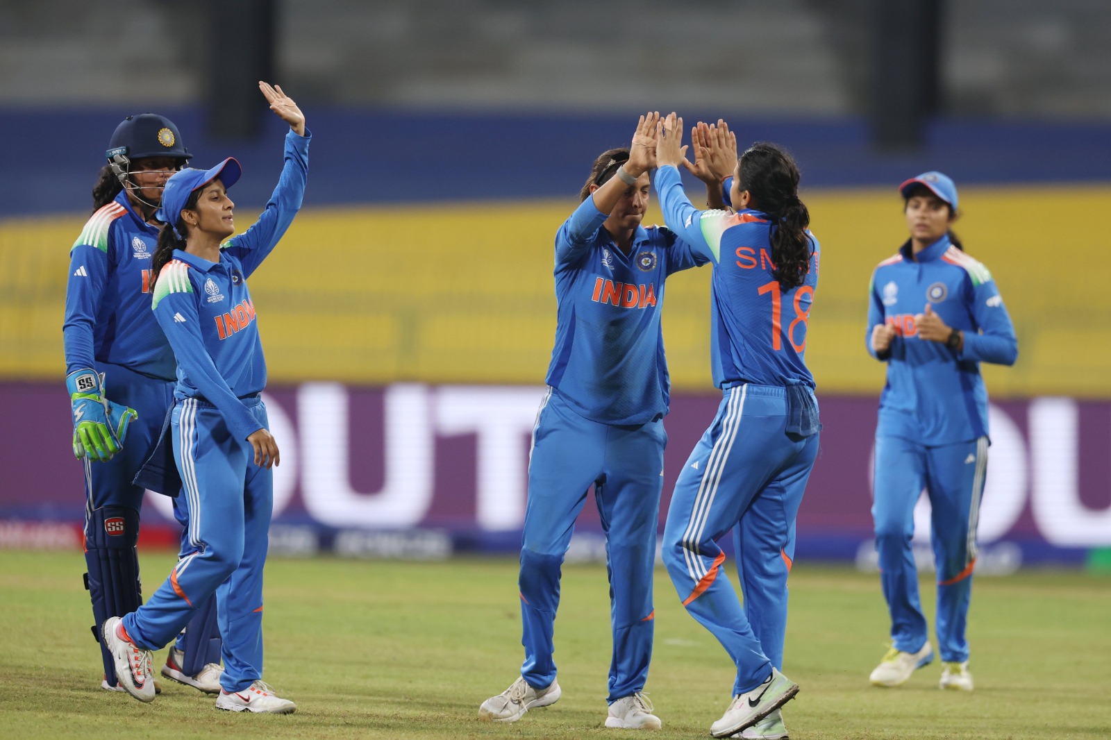 पाकिस्तान की फिर हार, लगातार चौथे रविवार... पुरुषों के बाद अब महिला खिलाड़ियों ने WC में लहराया परचम