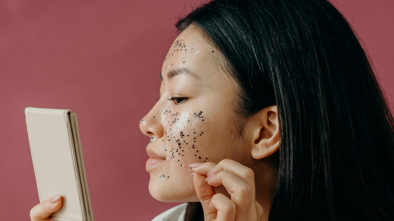 How To Use Antioxidant Face Masks For Best Results